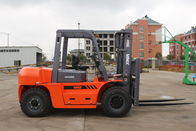 Orange Diesel Powered Forklift , 8 Ton Forklift Equipment CPCD80